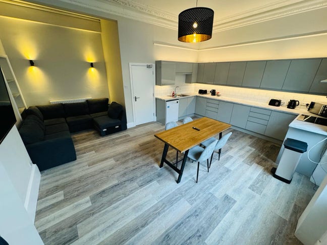 Student Room – Queens Rd, 'The Triangle,' Bristol  Main Photo