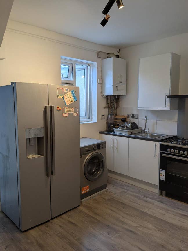 Quiet. Clean. Cosy. Professional. Main Photo