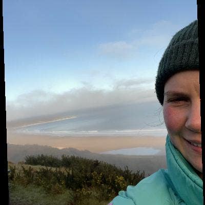 Creative female looking for a home Main Photo