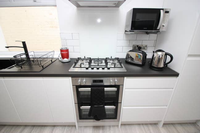 🏠 Deacon Street - Stunning Double Bedroom ❤️ Main Photo