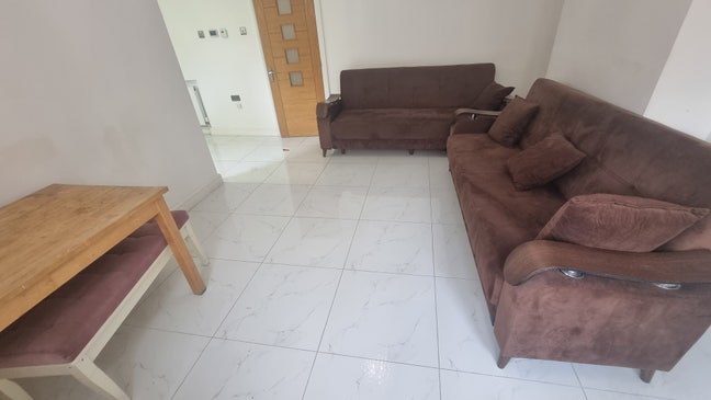 2 bedroom garden flat Main Photo