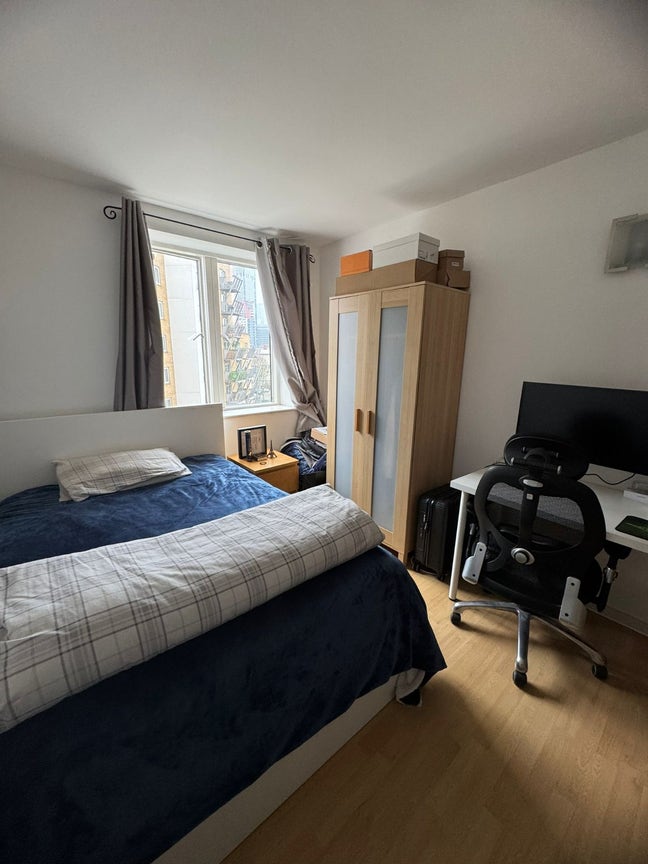 Double Room for Rent in Canary Wharf (Seacon Wharf Main Photo