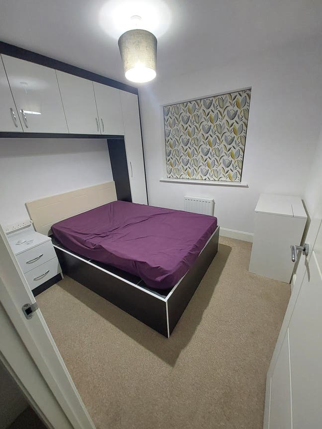 Double bed Room (fully furnished )in Didcot Main Photo
