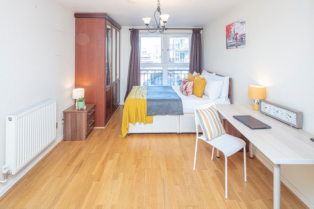Deluxe Ensuite Room in a Beautiful Flat Main Photo