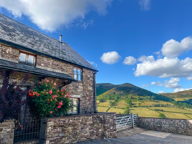 Self contained Annex in Brecon Beacons Main Photo