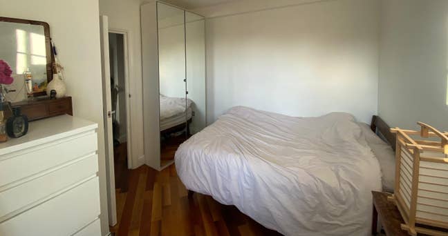 Bright room available in gorgeous 2 bed flat in H Main Photo