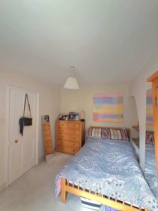 Homey house looking for Friendly housemate Main Photo