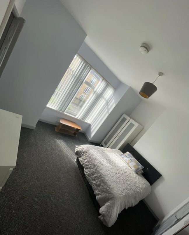 High spec rooms - S70 6HL All Bills Inc Main Photo