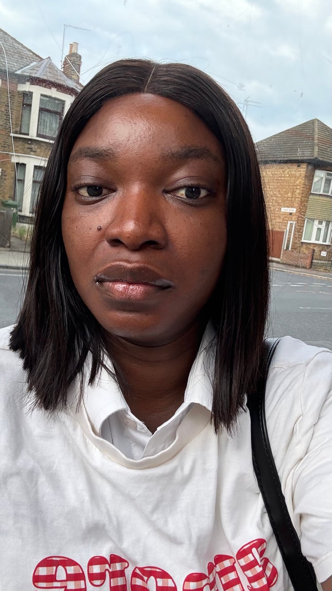 Professional Female seeks a double room Main Photo