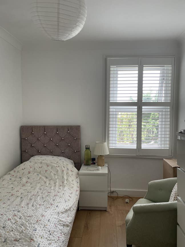 Windsor  10/10/25 £140 pw Mon-Fri or short term  Main Photo