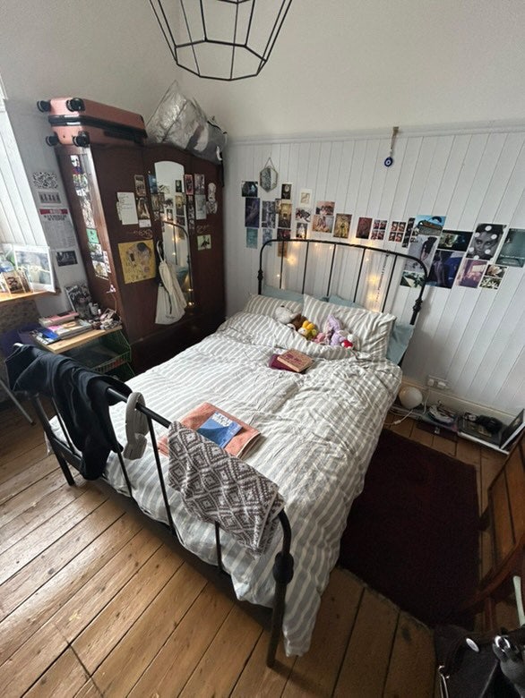 Cosy Room for Sublet in Queer Leith Flat Main Photo