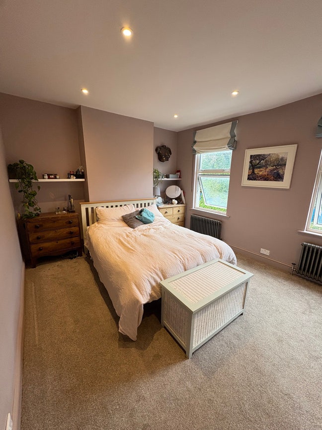 Large double room in Herne Hill for short let Main Photo