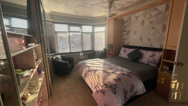 Cozy double room - SO18 Main Photo