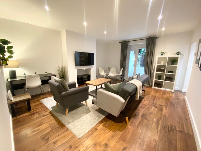 Prime 2 bed 2 bath garden flat NW6 Main Photo