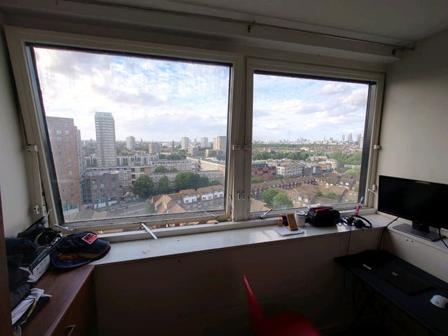 Double bedroom, Stunning views on Central London! Main Photo