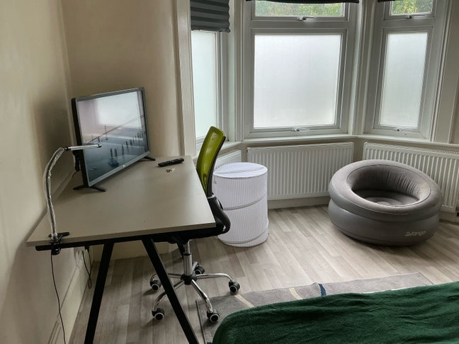 Generous Double Bedroom  Main Photo