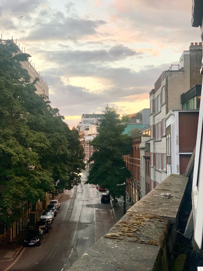 Large open-plan studio flat in EC1 Clerkenwell Main Photo