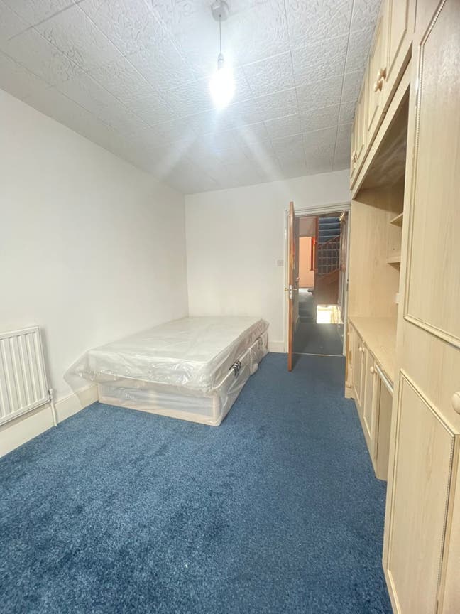 Beautiful Double room to rent near stratford Main Photo