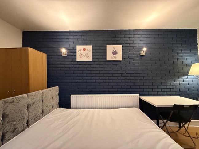 Large En-suite Double Room in S2 Highfield Main Photo