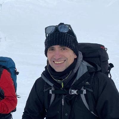 Professional Male seeks a single or double room Main Photo