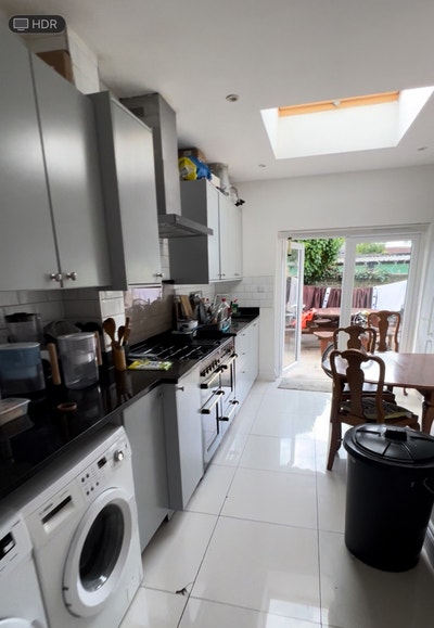 Room to rent near Croydon Hospital Main Photo