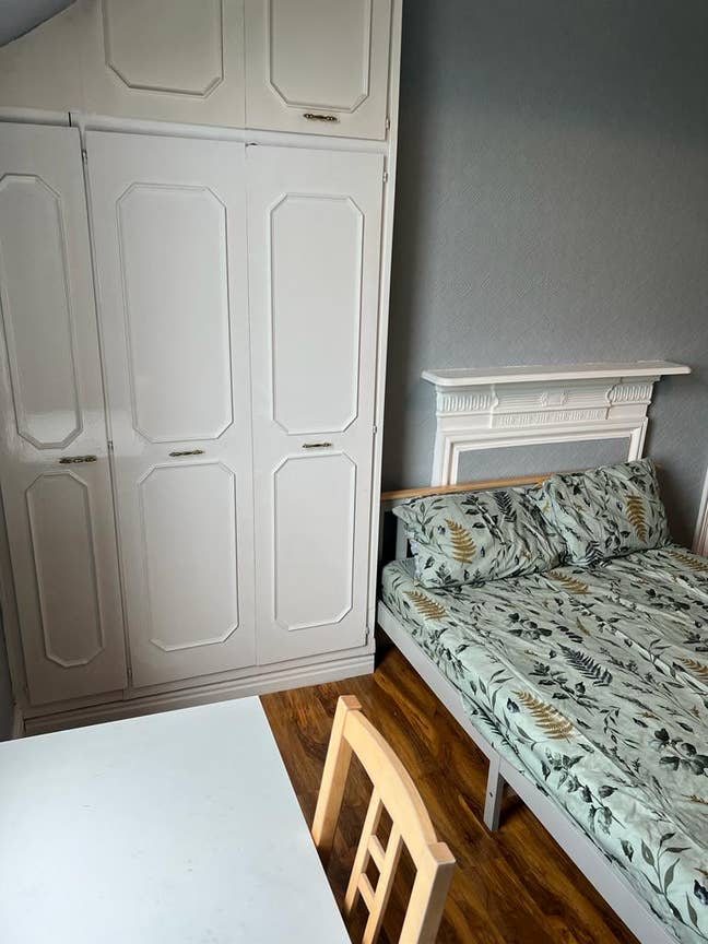 Bright Stylish Room - All Bills Included Main Photo