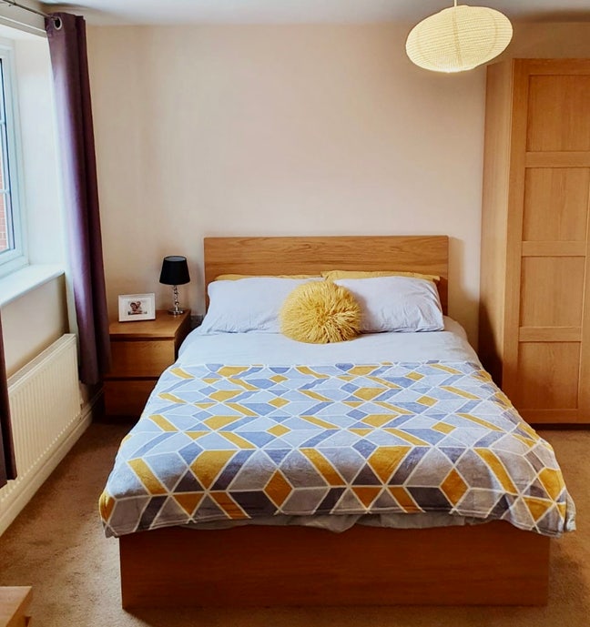 Large double room Main Photo