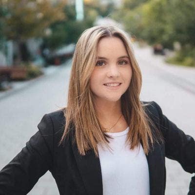 Student Female seeks a single or double room Main Photo