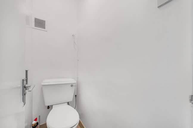 Two Cozy Double in Quiet location  Main Photo