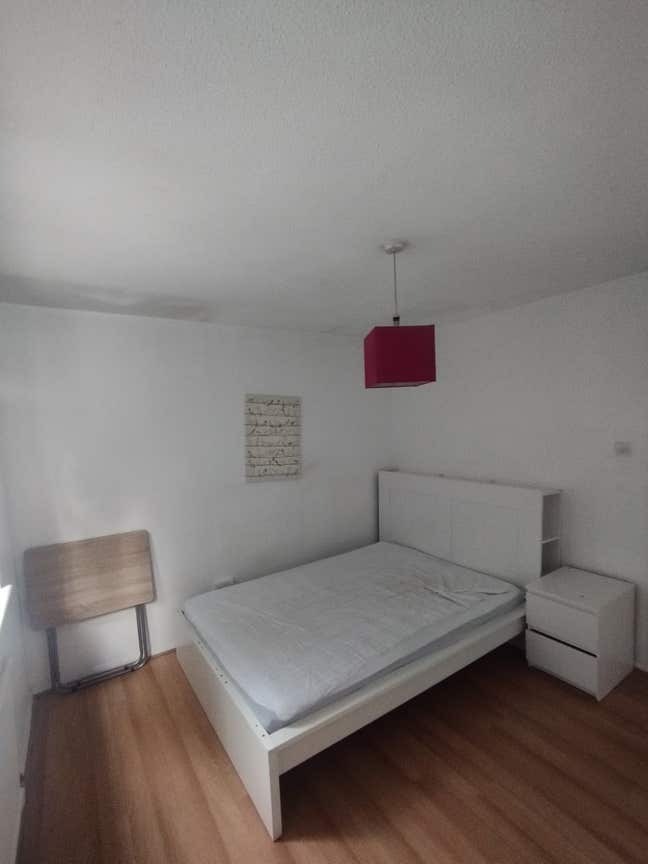 Sublet 2 separate rooms, 15thSept -3rdOct (2.5wks) Main Photo