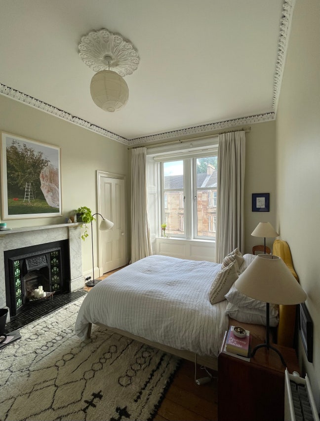 Double room in Glasgow’s Southside Main Photo