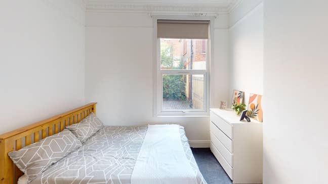 1 room to rent - 62 Noel St NG7  Main Photo