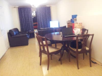 Room to Rent Main Photo