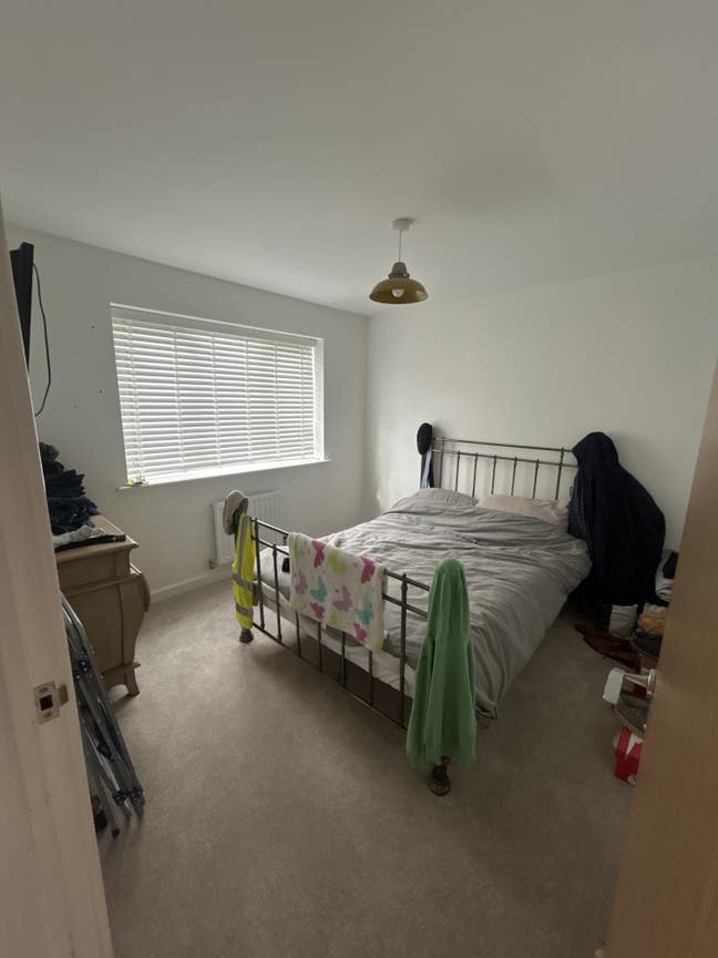 Room to rent  Main Photo