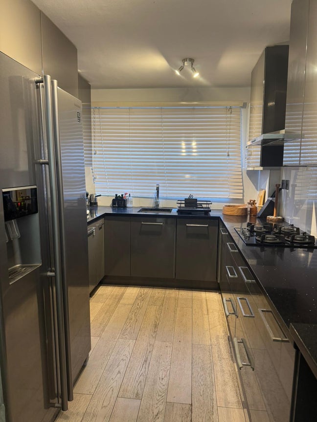 1 bedroom flat with garden  Main Photo