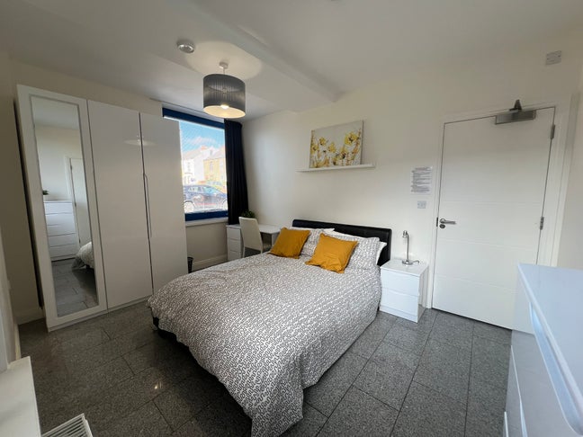 Beeston large double room, Bills Inc, Ensuite  Main Photo