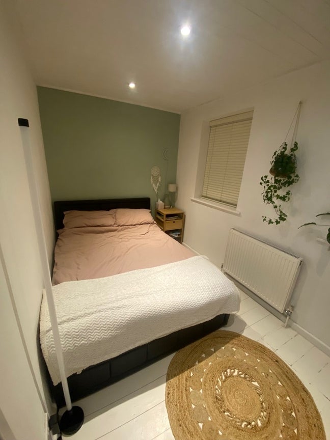 2 Bed Semi-Detached House, Salford M6 Main Photo