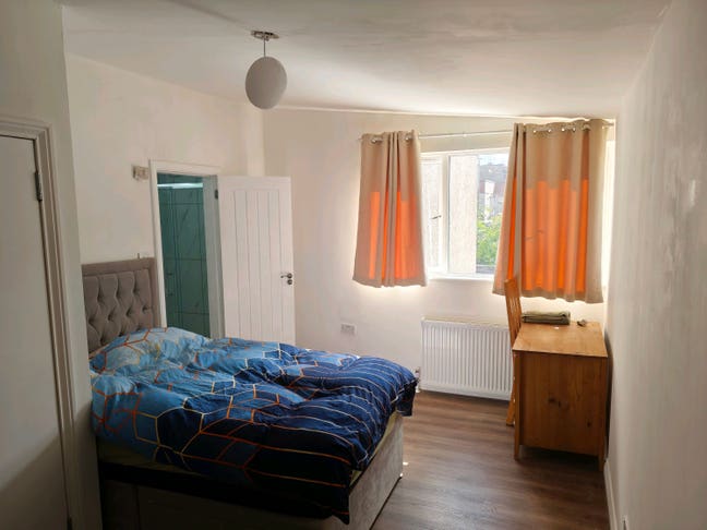 Double room en suite  Main Photo