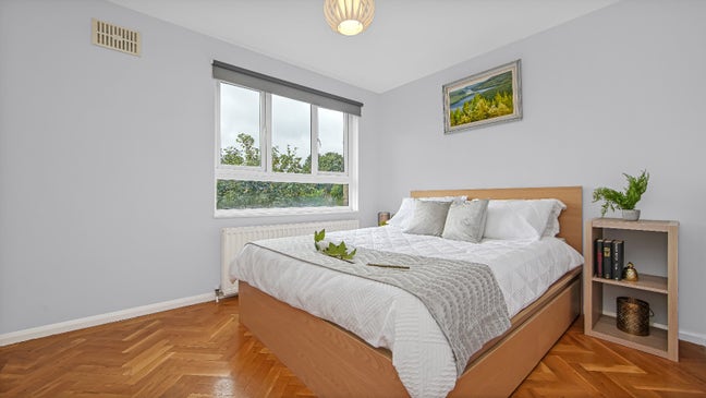 One En Suite &Two Double Bedrooms in South Ealing Main Photo
