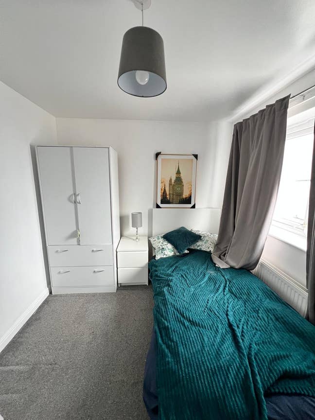 26MW: Modern Premium Room in Vibrant City Location Main Photo