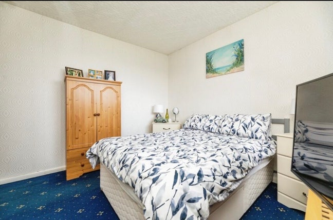 2 rooms available  Main Photo