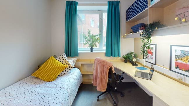 Ensuite Studio in Broadgate Park student village Main Photo
