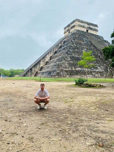 My name is Jimmy I’m 27 and work full time ... Main Photo