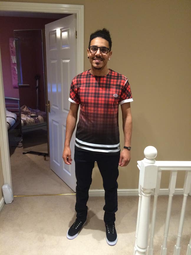 I am a professional male aged 34. I am lookin... Main Photo