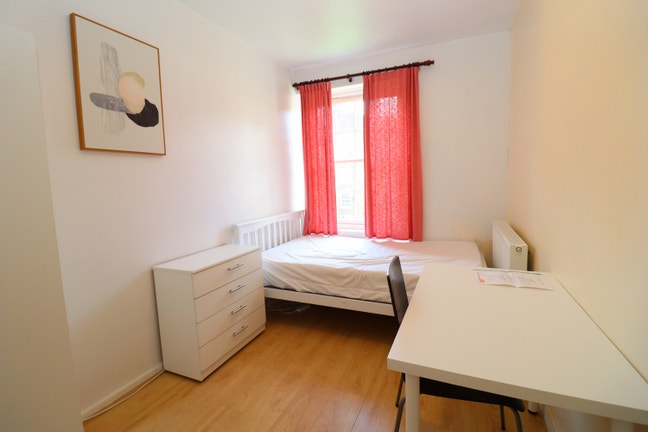 Two Double rooms near Elephant and Castle Main Photo