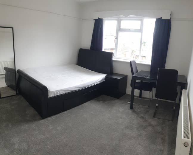 Spacious double room quiet Main Photo