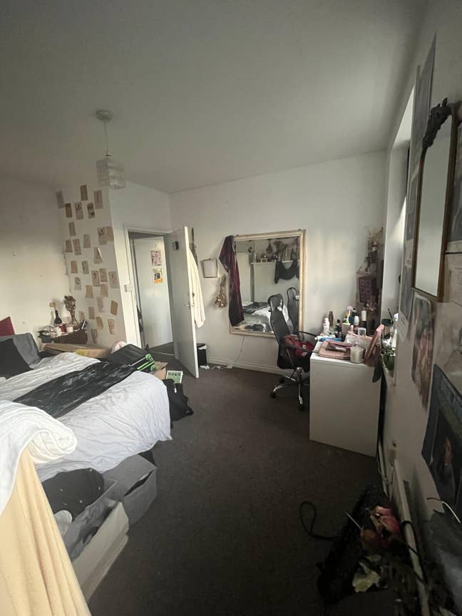 Super Central 4-bedroom flat, off Exmouth Market Main Photo