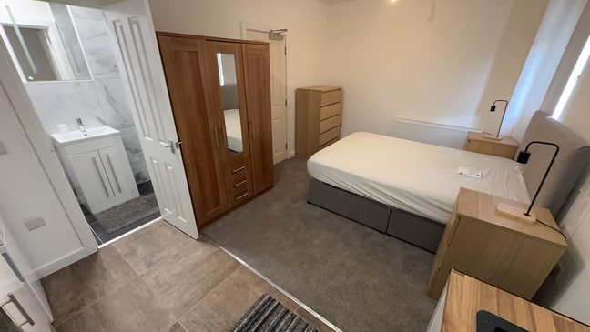 Fully Furnished Studio room in Fenny Stratford  Main Photo