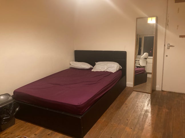 Room in Elephant and castle se17 Main Photo