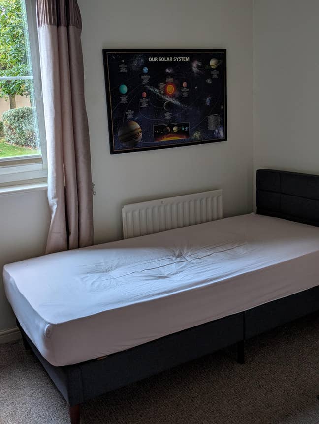 Bright Single Room – Edinburgh City Centre Main Photo